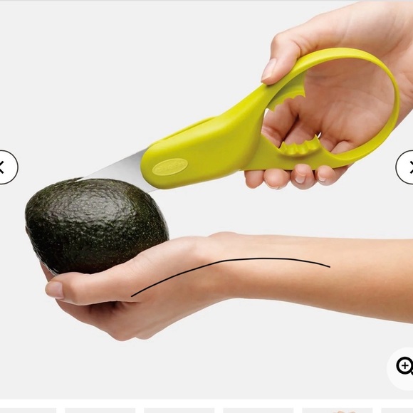 Chef'n Avoquado Green Plastic 4 in 1 Avocado Tool - - Picture 6 of 9